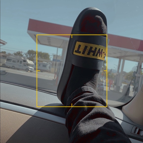 Meet your Posher, Elliott - Picture 1 of 1